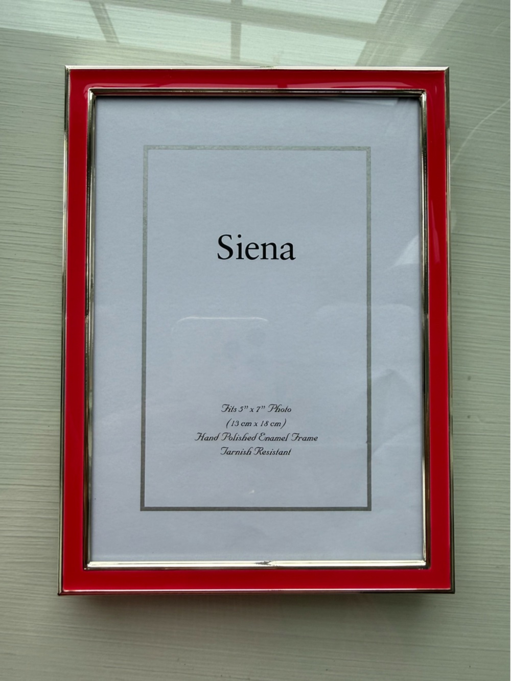 Narrow Enamel Hot Pink Siena 5x7 Picture Frame